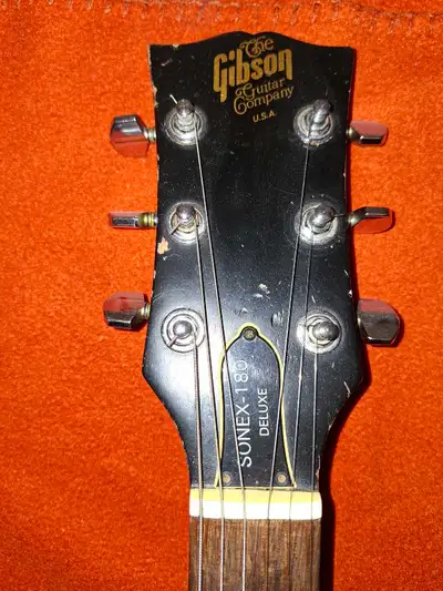 Gibson Sonex 180 Deluxe, View more