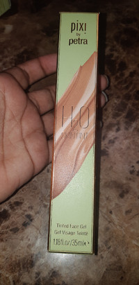 Pixi by Petra H20 tinted face gel color N0.4 Carmel