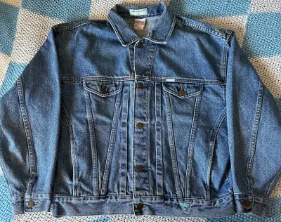 [Vintage] GUESS Vintage Denim Jean Jacket - Medium, View more