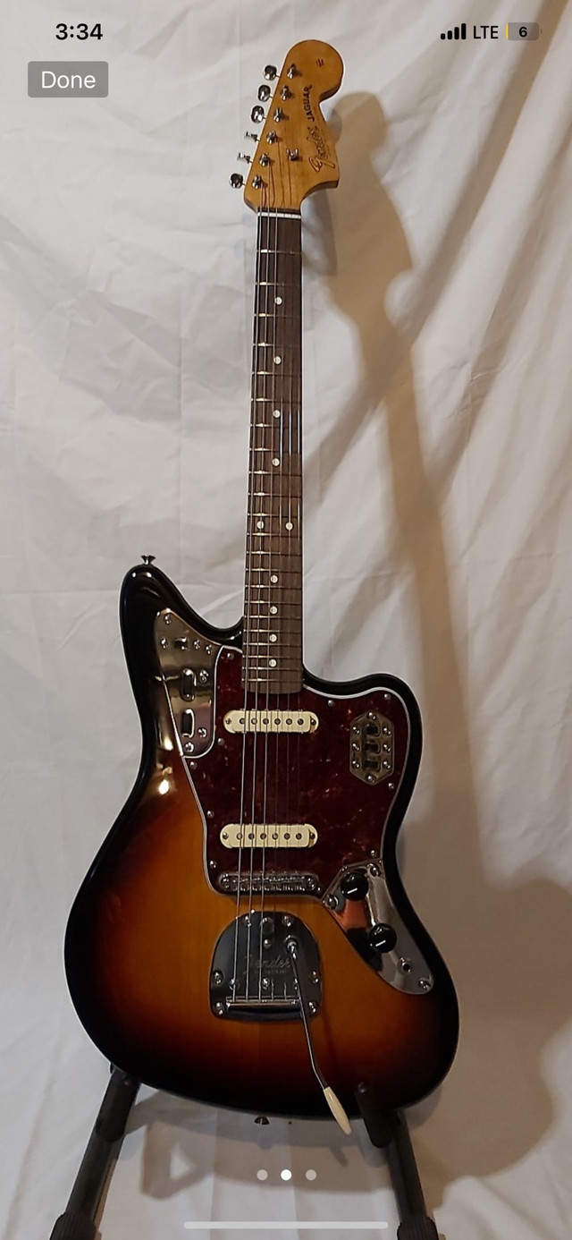 Fender Jaguar Rosewood fretboard in Guitars in Winnipeg