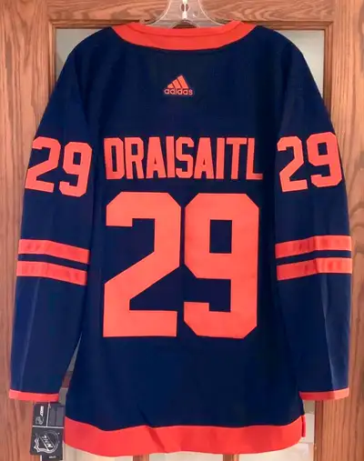 Leon Draisaitl Edmonton Oilers Jersey. Navy. Never worn, Brand New. Mens Large or XL size . Number p...