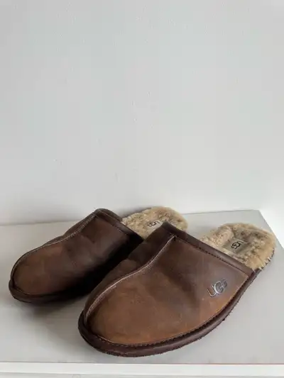 UGG Scuff Slip-On Men's 9, View more