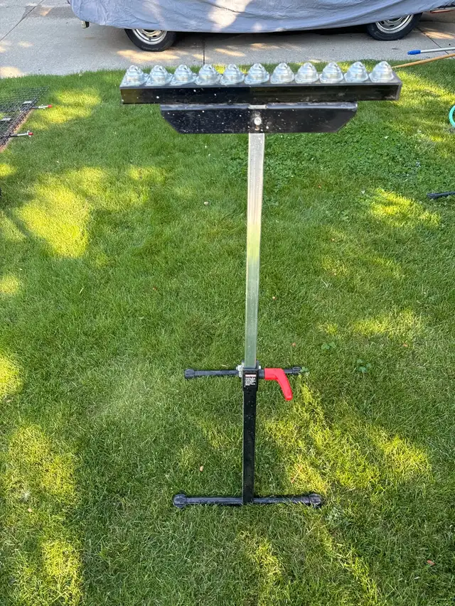 Craftsman Roller Stand - Table Saw - Adjustable in Power Tools in Calgary - Image 5