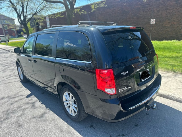 2019 Dodge caravan — photo 5