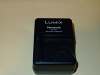 Genuine Panasonic Lumix battery charger DE-991