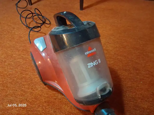 Bissell vacuum in Vacuums in Winnipeg - Image 3