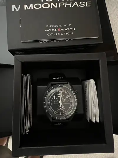 Omega x Swatch Mission to the Moonphase, Snoopy black, View more