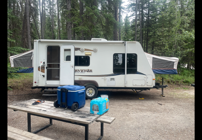 2010 Hybrid Surveyor Sport Eco-Light. 24’ long before folding down sleepers, 3237lbs dry weight, new...