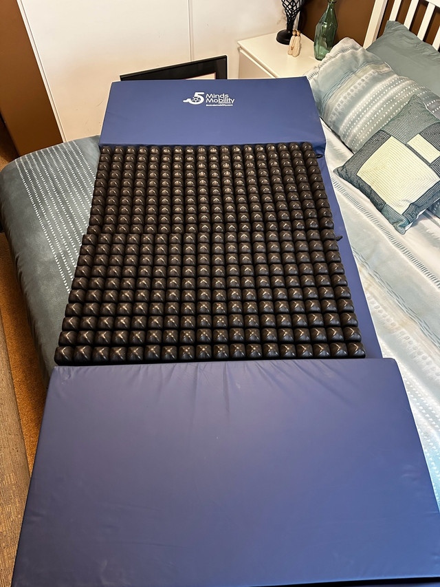 adapt 2 medical mattress in Health & Special Needs in Kamloops