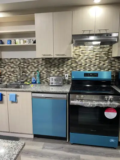 Located steps to Laurier University and minutes from University of Waterloo. Female Only - Spacious...