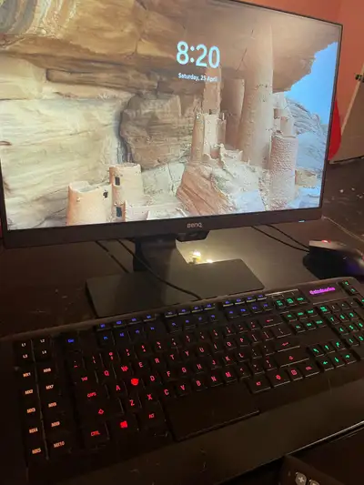 Desktop computer, View more