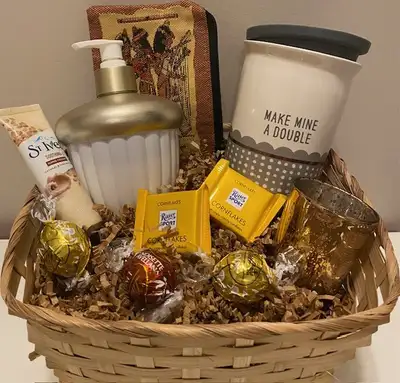 I have gift boxes / baskets for for anyone or any occasion and gender (children, youth or adults) av...