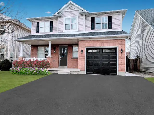 MODERN DETACHED-RENOVATED,3 BEDROOMS, 3 BATHROOMS-WEST BRANT