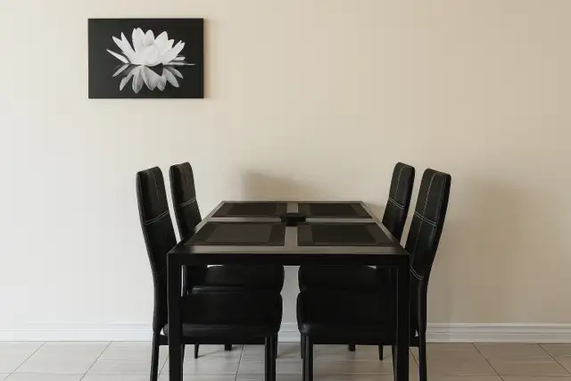 Cozy 2BR Townhome—Steps to Plaza, 5 Mins to Innisfil Beach Park! in Ontario in Canada - Image 8