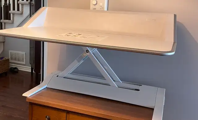 Fellowes Lotus Sit‑Stand Workstation - White in Desks in Ottawa - Image 4