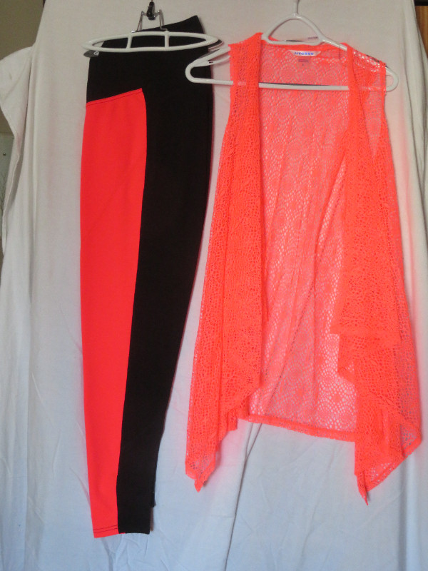 black orange leggings heavy type in Women's - Bottoms in Edmonton