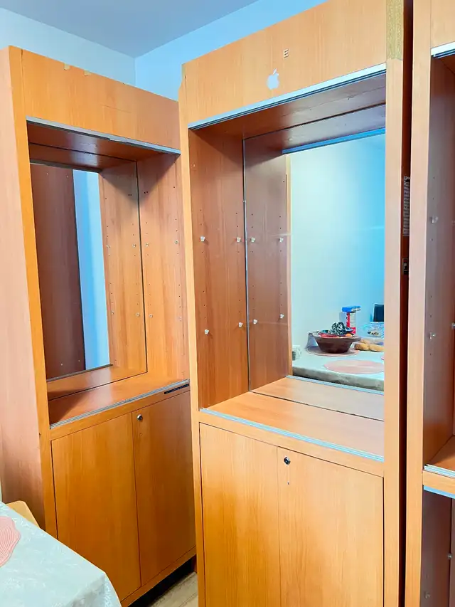 Wood display shelves with cabinet in Hutches & Display Cabinets in City of Toronto - Image 5