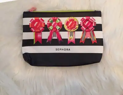 Sephora Holiday Makeup Bag new, View more