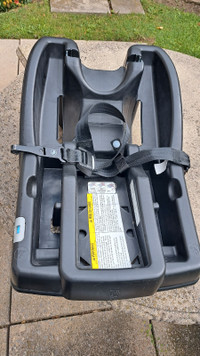 Graco snugride  click connect car seat base