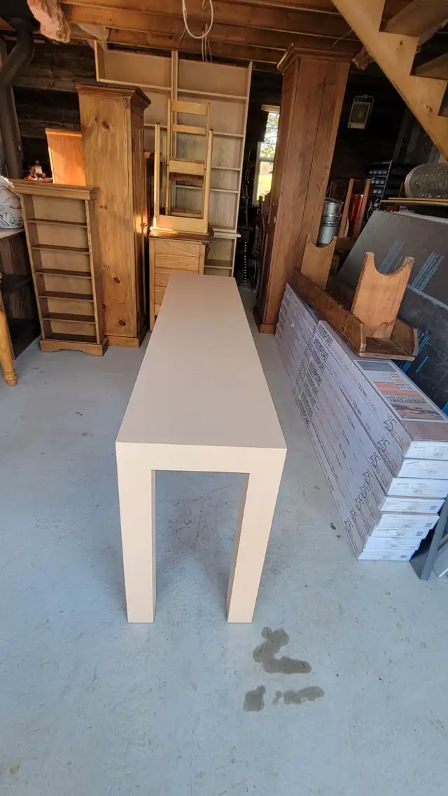 1 console finie stratifiée et 1 en bois in Other in Lanaudière - Image 3