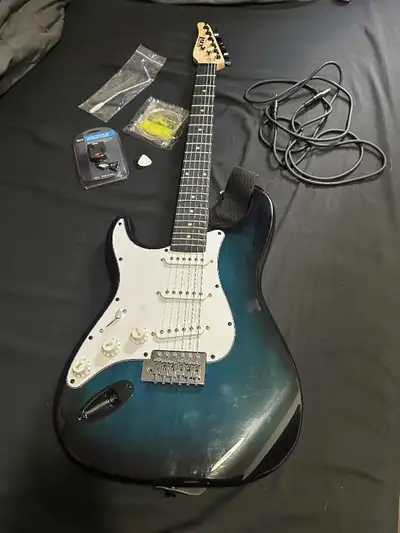 Electric Guitar lyxpro, View more