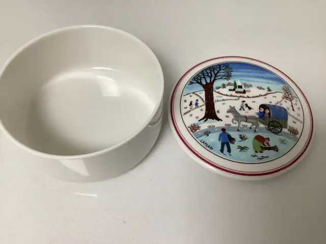 Villeroy & Boch winter themed mugs, plates, trinket/candy boxes in Kitchen & Dining Wares in Mississauga / Peel Region - Image 6