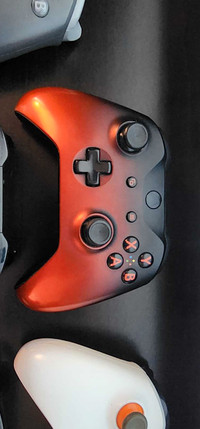 Special edition Xbox one controller.