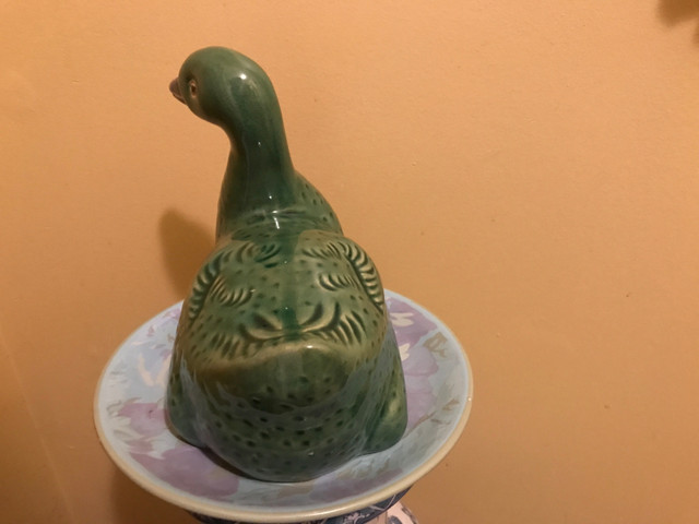 Ceramic duck - signed by the artist in Home Décor & Accents in Guelph - Image 4