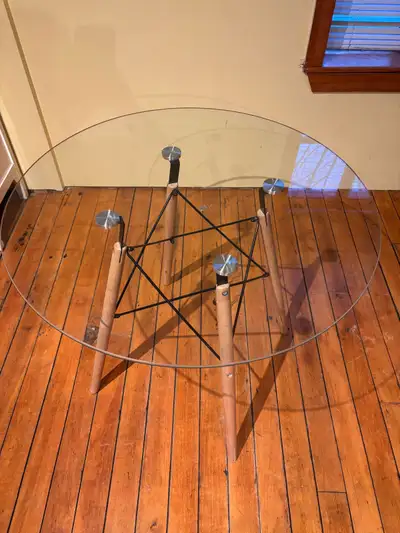 table en vitre, View more