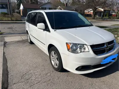 2017 Doge Caravan Stow and Go. The car in general is clean and runs well. Has no problems. Any quest...