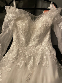Ball-Gown/Princess Off-the-Shoulder Court Train Wedding Dress