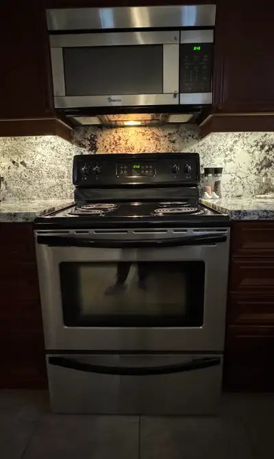 30” electric stove , View more