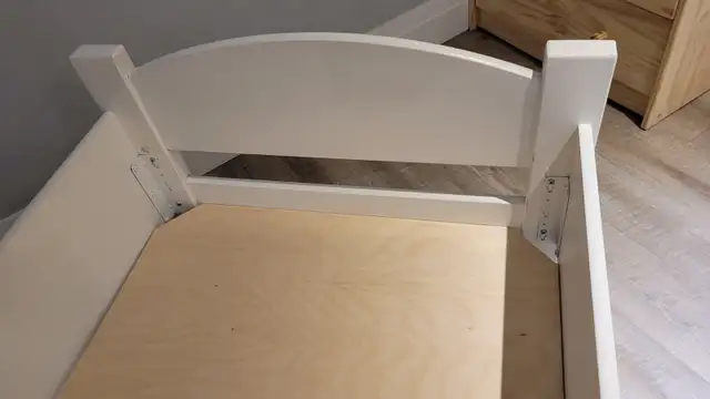 Lit enfant (structure + matelas)Toddler bed in Beds & Mattresses in Longueuil / South Shore - Image 4