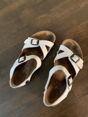 Birkenstock | Kijiji in City of Montréal. - Buy, Sell & Save with Canada's  #1 Local Classifieds.
