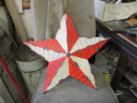 DECORATIVE ALL METAL 5 POINT TIN 2 COLOR STAR $30. HOME DECOR