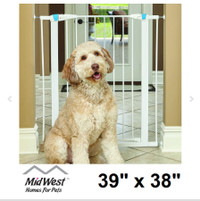 39" High Walk-Thru Steel Pet Gate, Baby Gate- 29"-38" Wide- NEW