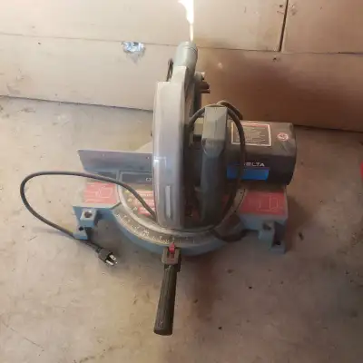 Delta 10-inch Compound Mitre Saw, View more
