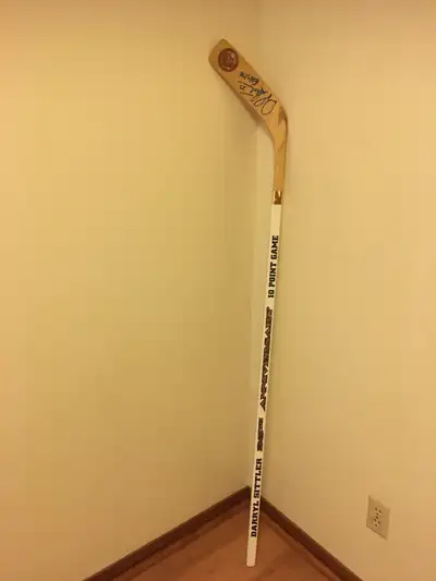 NEW DARRYL SITTLER SIGNED & DATED 10 PTS 25 ANNIVERSARY STICK, View more
