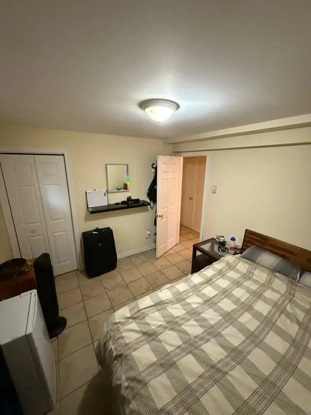 Room for rent near Dalhousie university  in Short Term Rentals in City of Halifax - Image 4