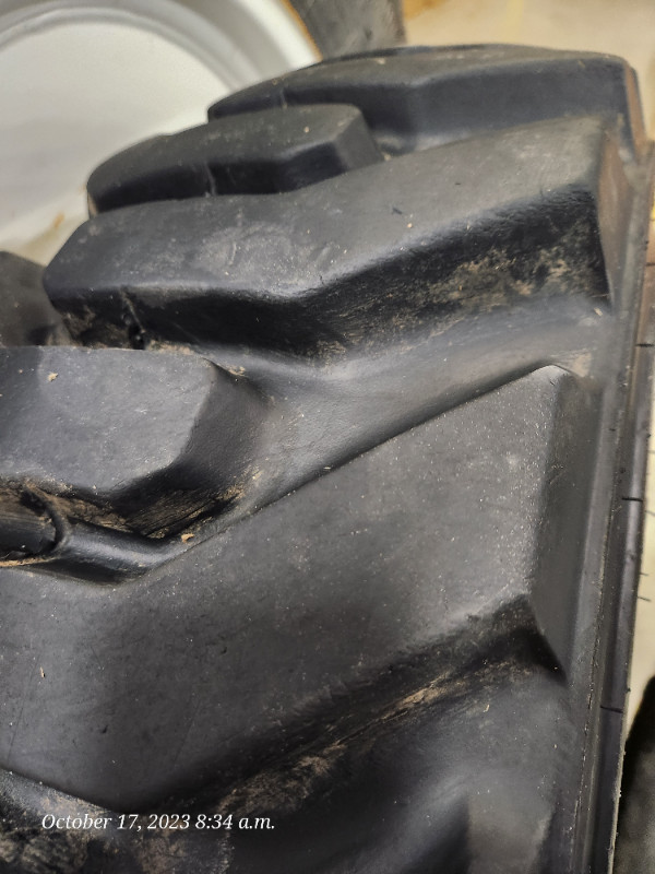 BACKHOE TIRES in Heavy Equipment Parts & Accessories in Brockville - Image 2