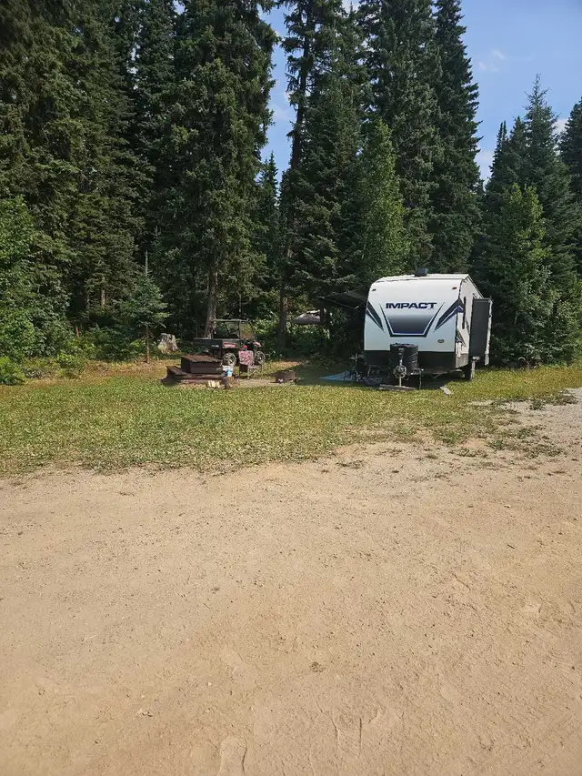 2019 33 foot Impact toyhauler in Travel Trailers & Campers in Prince George - Image 11