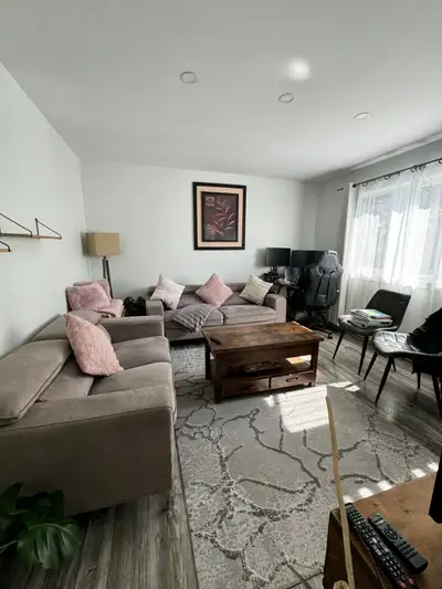 4 1/2 to rent Saint-Léonard/41/2 à louer Saint-Léonard