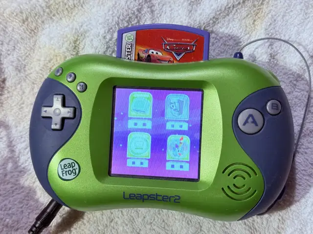 LeapFrog Leapster 2 educational handheld video game system in Toys & Games in Markham / York Region - Image 6