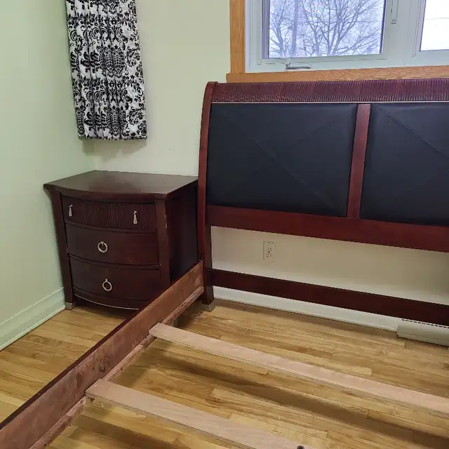 Ensemble de meubles pour chambre  a coucher adulte in Multi-item in Laval / North Shore - Image 3