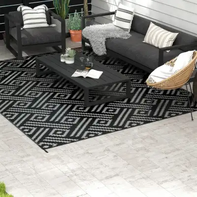 Reversible Outdoor Rug Waterproof Plastic Straw RV Rug with Carry Bag, 9' x 12', Black and Grey Geom...
