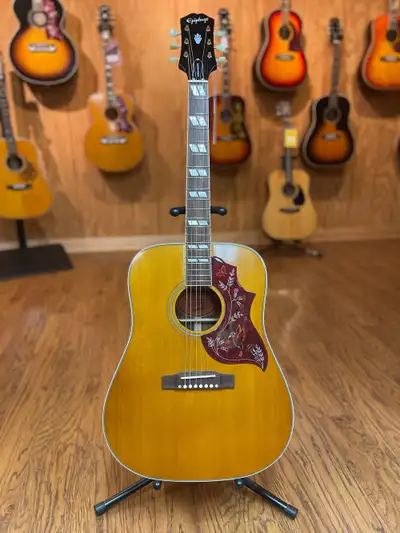 Epiphone Hummingbird, View more