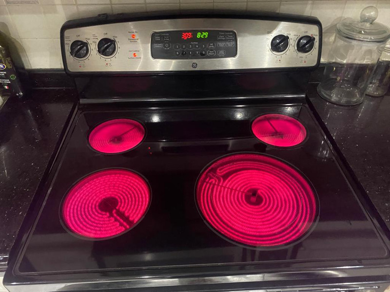 2020 GE set stove full working can DELIVER Stoves, Ovens & Ranges