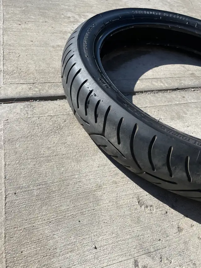 Motorcycle tires in Motorcycle Parts & Accessories in Calgary - Image 8