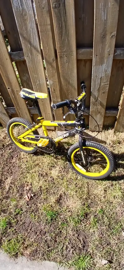 Vélo pour enfant à donner, View more