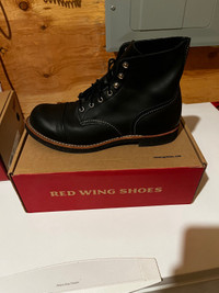 Red Wing boots BNIB (Iron Rangers , Moc toes and Beckmans)